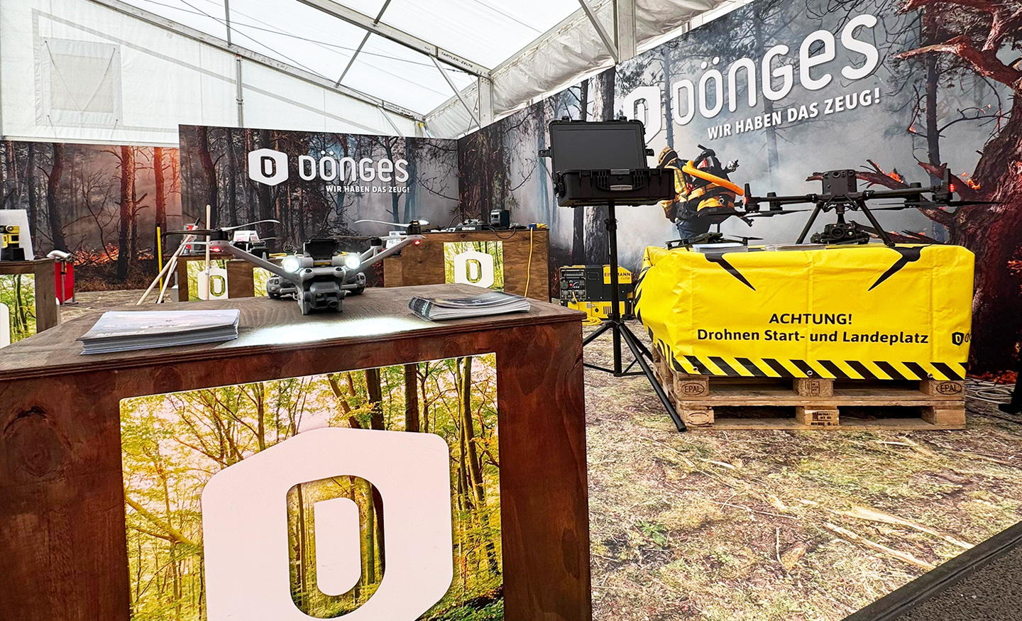 rocDesign - Bild von  Dönges Messestand