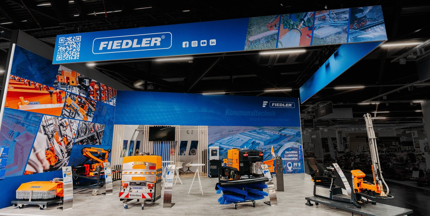 Fiedler Messestand auf der GaLaBau 2026 von rocDesign – Detailansicht 2 Fiedler Messestand auf der GaLaBau 2026 von rocDesign – Detailansicht 2