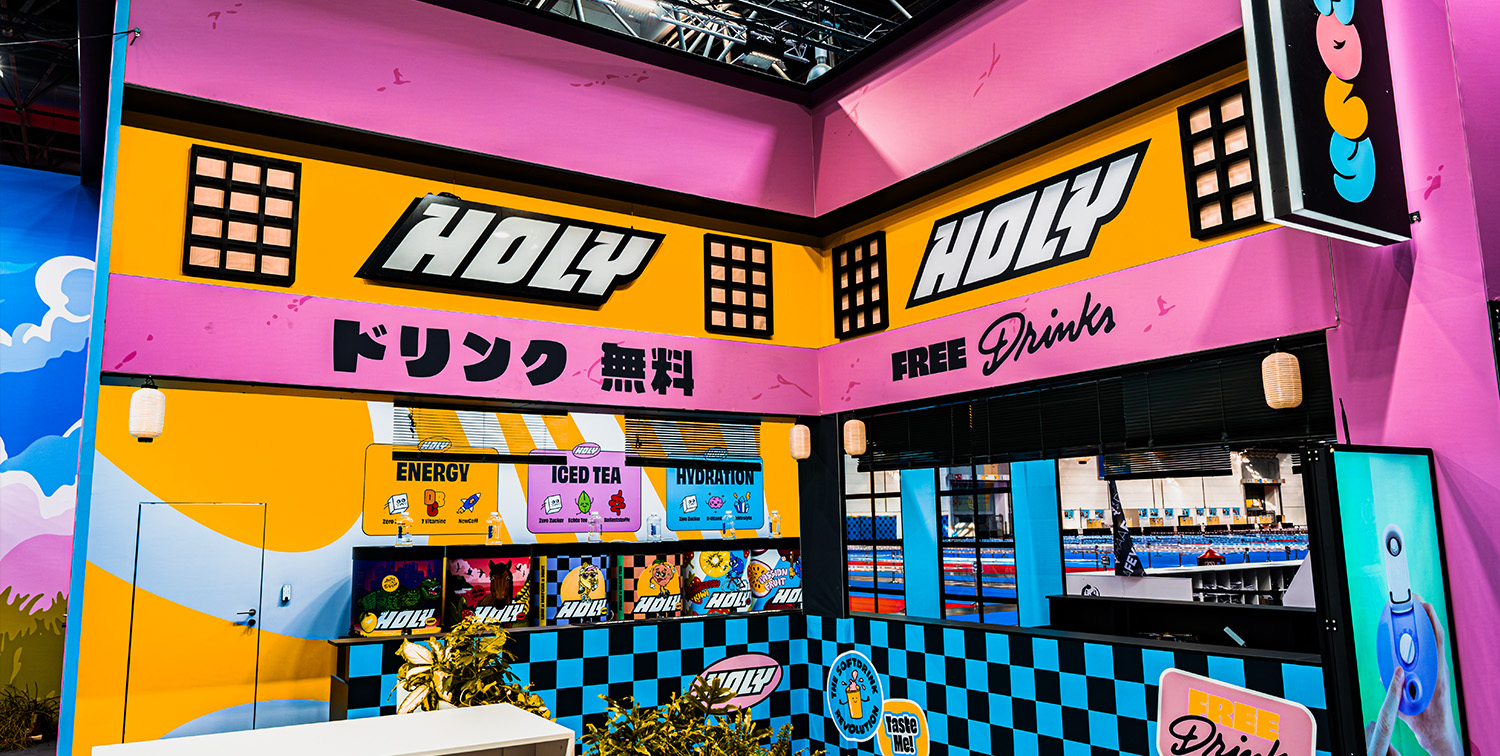 HOLY Messestand auf der DoKomi 2026 von rocDesign – Bild 2 HOLY Messestand auf der DoKomi 2026 von rocDesign – Bild 2